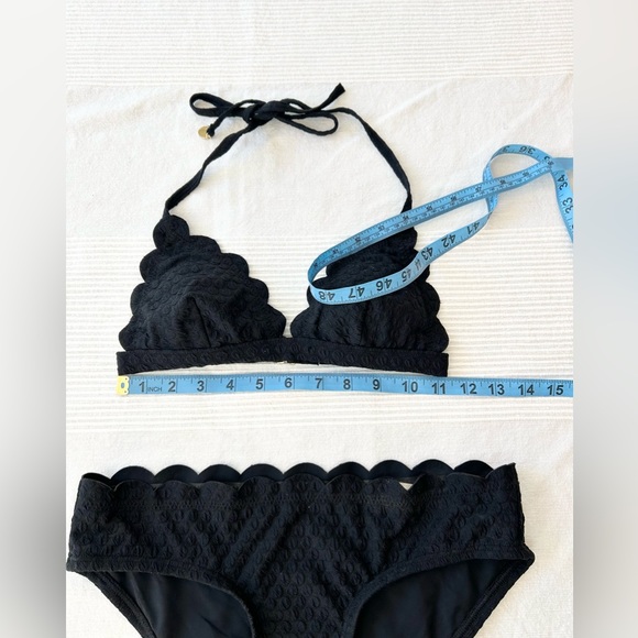 ✨Host Pick✨ KATE SPADE NEW YORK Marina Piccola Scallop Textured Triangle Bikini - Picture 9 of 16